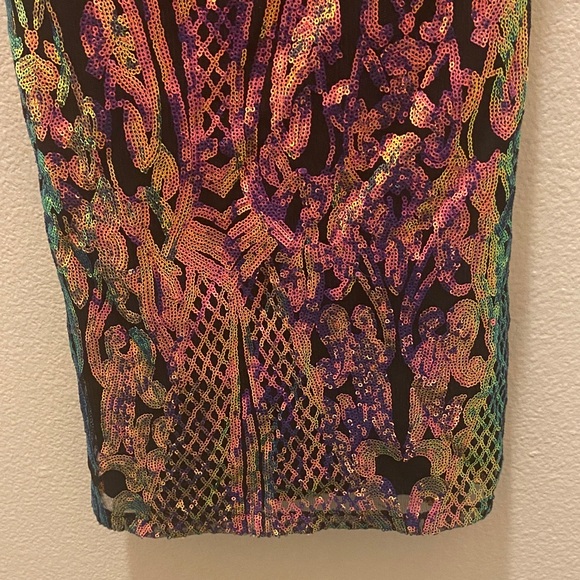 Rainbow sequins V neck mini dress size 5 - Picture 3 of 4